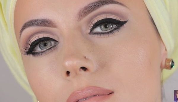 Ten-Minute or Less Makeup Tips For Busy Mornings Video Ten-Minute or Less Makeup Tips For Busy Mornings Video