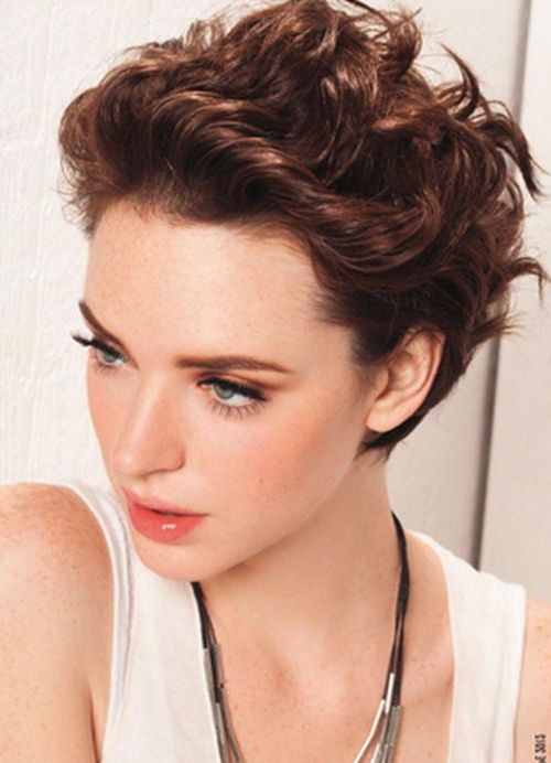 111 Amazing Short Curly Hairstyles for Women To Try in 2016