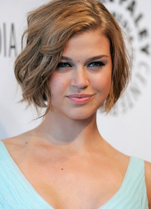 Chic Wavy Bob