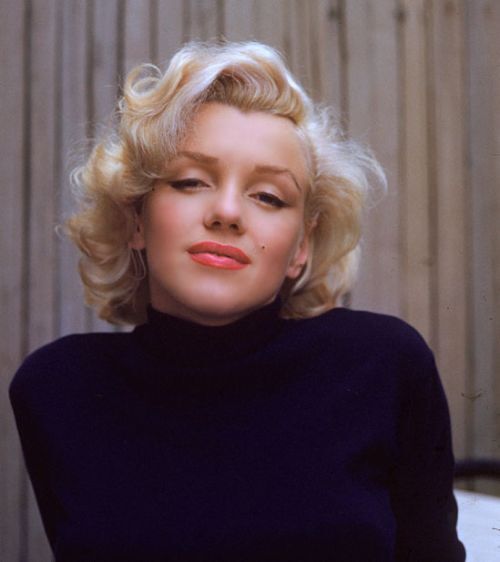 Marilyn Curls