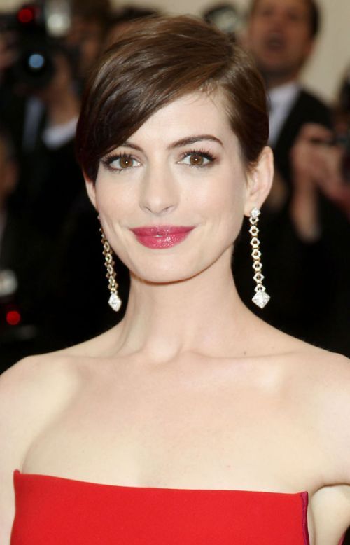 Side Part in a Crop
