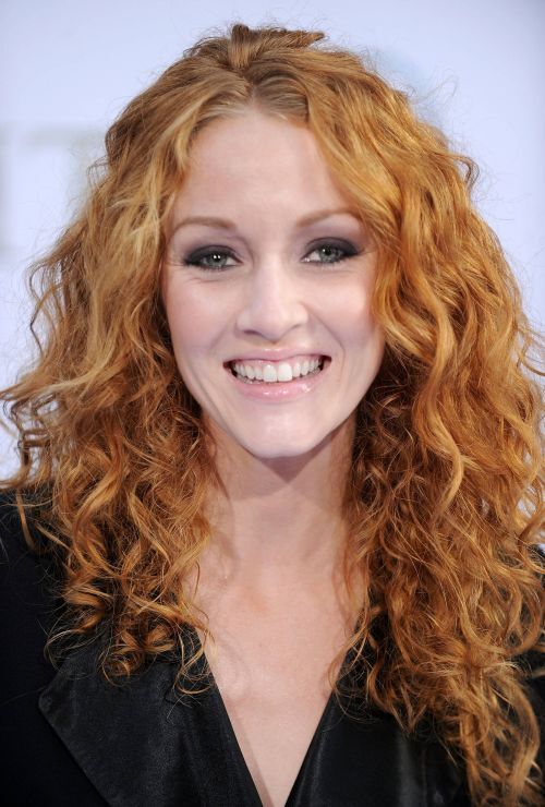 Do Layers Help With Frizz A Comprehensive Guide To Frizz Free Hair