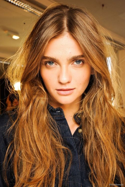 50 Hairstyles For Frizzy Hair To Enjoy A Good Hair Day Every Day 50 Hairstyles For Frizzy Hair To Enjoy A Good Hair Day Every Day