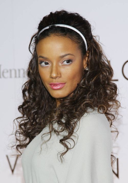 headband curly hair
