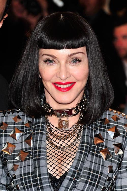 one dimensional dark hair