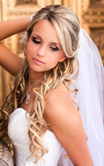 37 Half Up Half Down Wedding Hairstyles Anyone Would Love