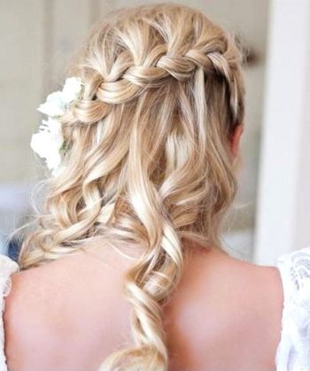 37 Half Up Half Down Wedding Hairstyles Anyone Would Love