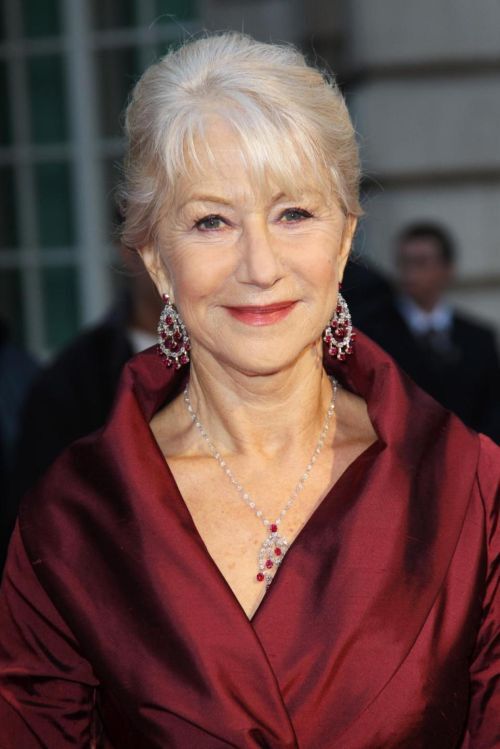 Meryl Streep Hairstyles: Best for Older Women With Fine Hair