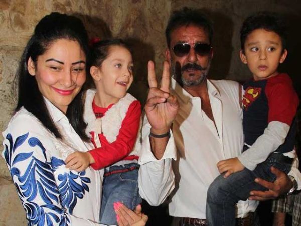 Sanjay Dutt family pictures