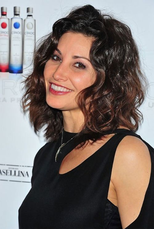 Gina Gershon short hair