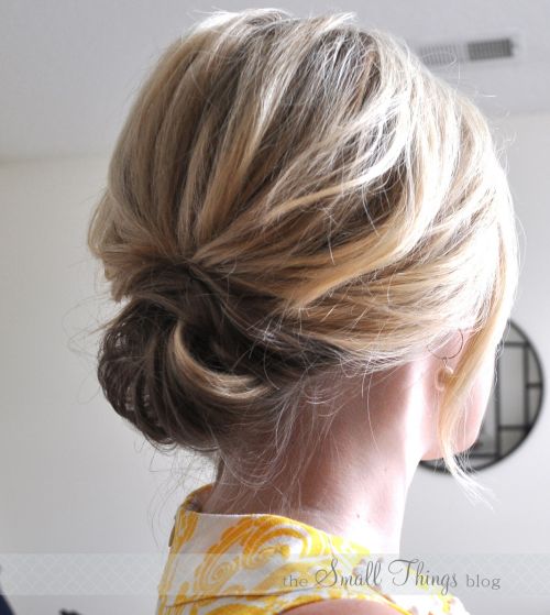 61 Cute & Easy Updos for Long Hair When You're in Hurry