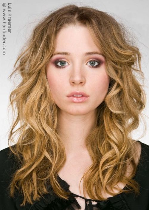 cute prom hairstyles for long hair 2