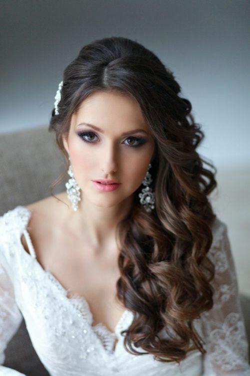 Side Swept Curly Hair for Wedding