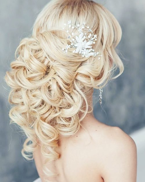 backless dress wedding hairstyle
