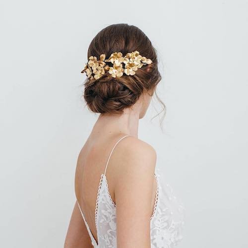 backless dress wedding hairstyle