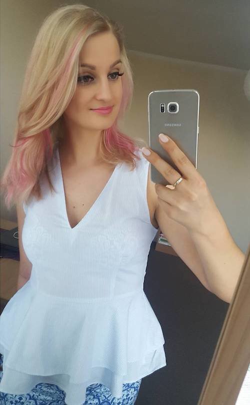 straight blond hair with baby pink hair color