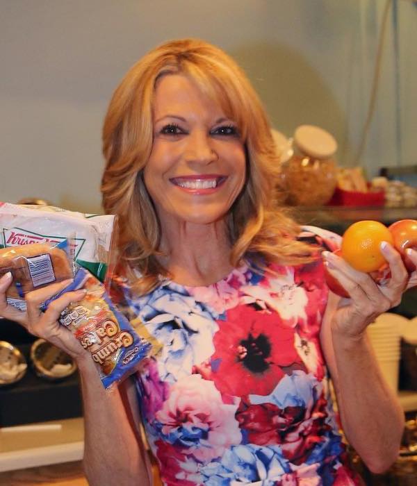 Feathered Hair : Vanna White