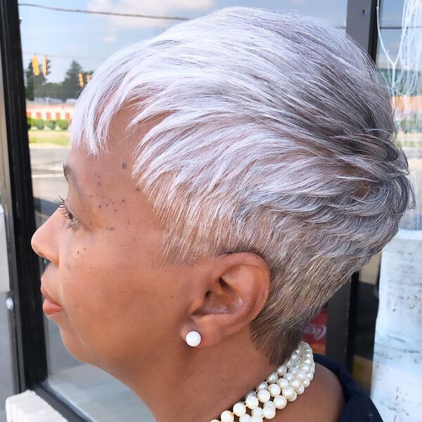 75 Short Hairstyles For Women Over 50 Best Easy Haircuts