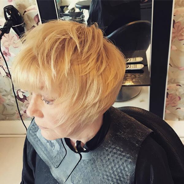 Feathered Bob for Blondes Over 50