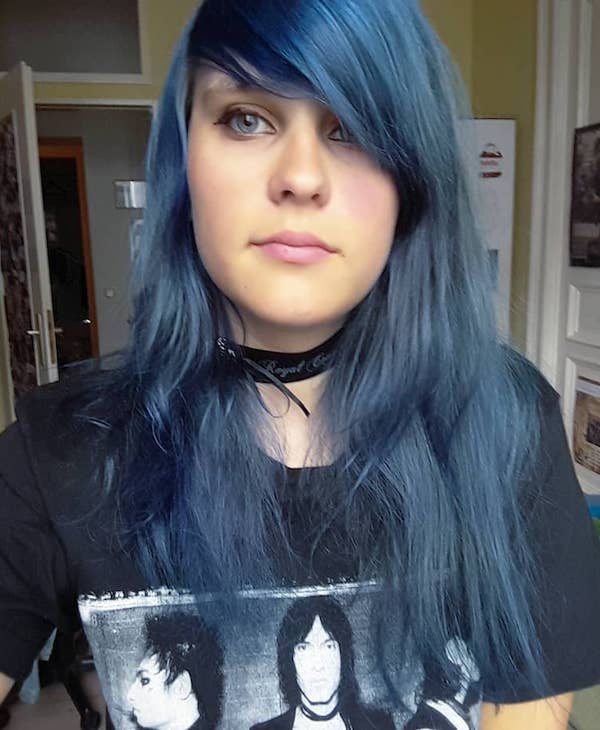 Long Denim Blue Emo Hairstyle For Girls